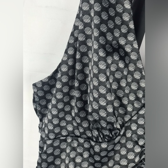 NWT: Express- Womens Halter Blouse- Grey-sz 12 - Picture 2 of 10